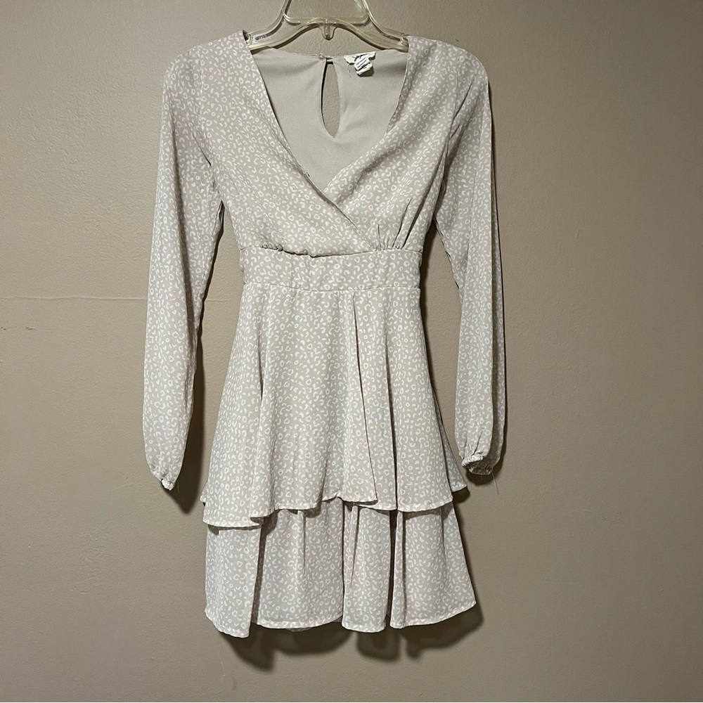 Chic Cream Long Sleeve Dress